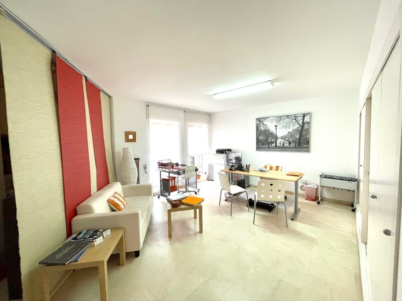 Oficina-Maribel-Janda-Inmobiliaria-Real-Estate-Sotogrande-y-el-Campo-de-Gibraltar-en-Cádiz-España 1