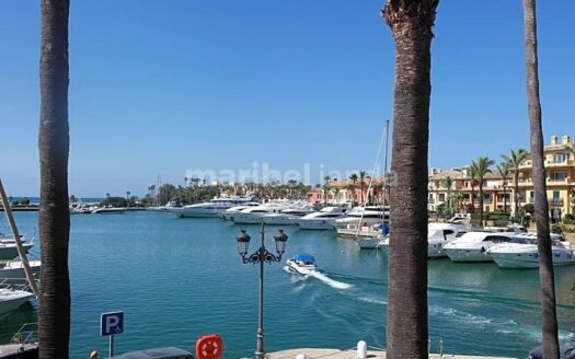 Apartamento en Puerto Deportivo