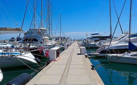Atraque en el Puerto Deportivo de Sotogrande