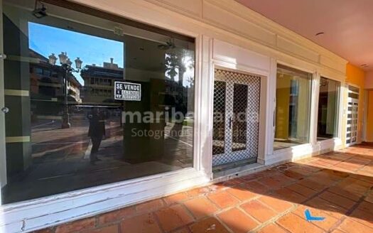 Local Comercial en venta en el Puerto Deportivo de Sotogrande
