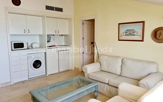 APARTAMENTO  ATICO EN VENTA EN PUERTO DEPORTIVO