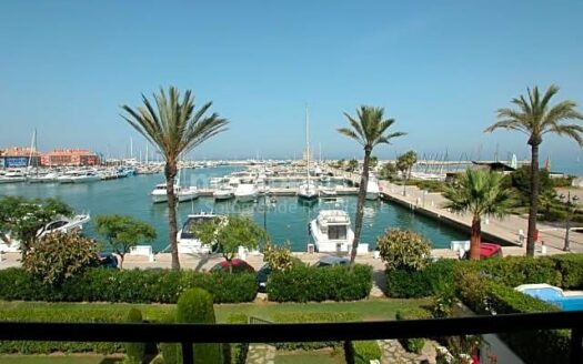 Dúplex en alquiler en Sotogrande de 1 m2